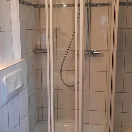 ホテル Zum Kreuzberg 3*