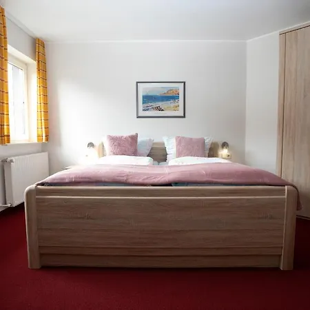Zum Kreuzberg 3* وينتربرغ
