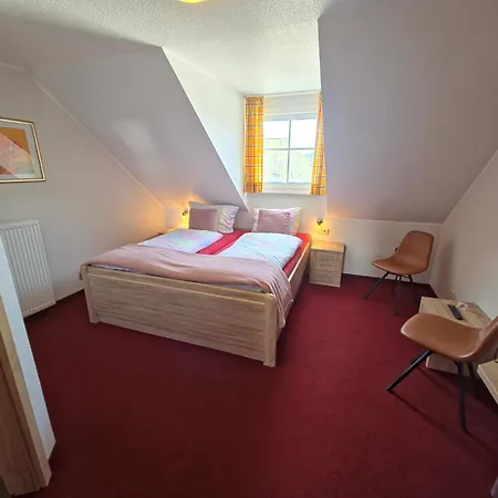 Zum Kreuzberg 3* Winterberg