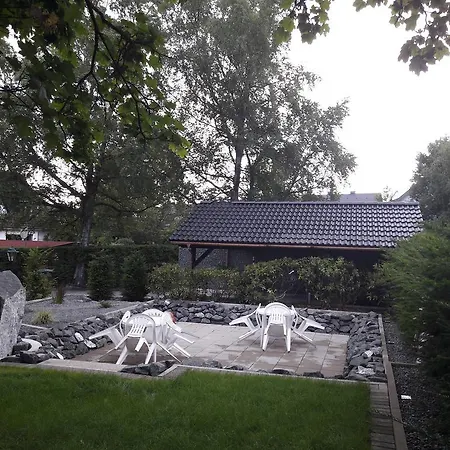 Zum Kreuzberg 3*