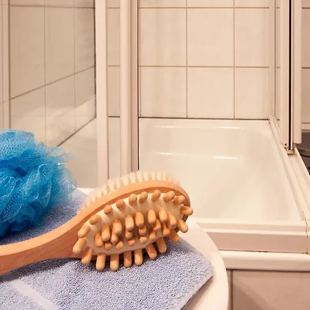 Zum Kreuzberg 호텔