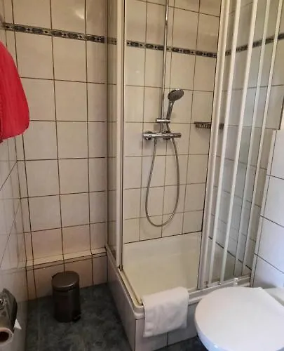 ホテル Zum Kreuzberg ヴィンターベルク