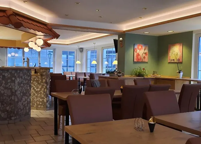 Zum Kreuzberg ホテル 3*